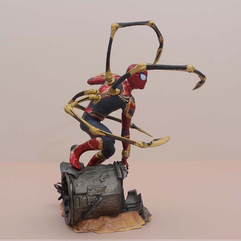 Avengers Iron Spider Man Statue Action Figure Model Toy 20cm